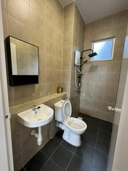Apartment for Sale at Seri Topaz - Abbie Lee - Bathroom - PropertyGuru.com.my