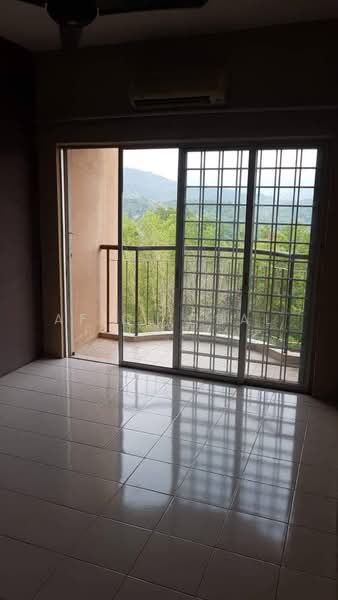 Apartment for Rent at Kristal Heights - Afiq Iqbal - Balcony - PropertyGuru.com.my