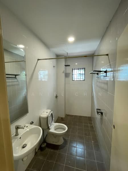 Rumah Teres 2-Tingkat untuk Disewa di Sering Ukay (Ampang) - Daniel Chin - Bathroom - PropertyGuru.com.my