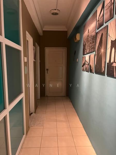 Pangsapuri untuk Dijual di Elite Apartment - Wayne Yap - Corridor - PropertyGuru.com.my