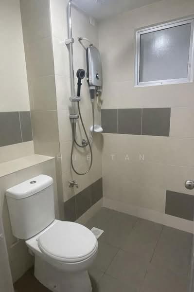 Pangsapuri untuk Disewa di Seri Kasturi Apartments - Shue Tan - Bathroom - PropertyGuru.com.my