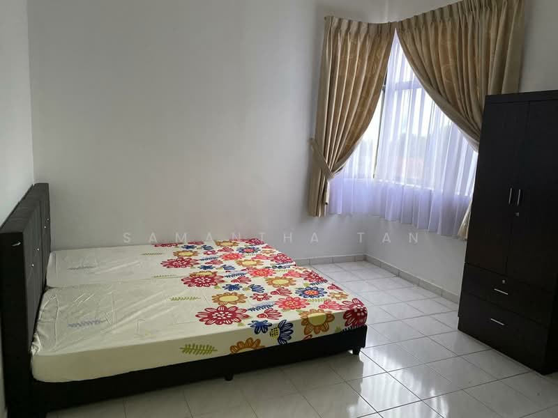 Pangsapuri untuk Dijual di Mewah View Luxurious Apartments - Samantha Tan - Bedroom - PropertyGuru.com.my