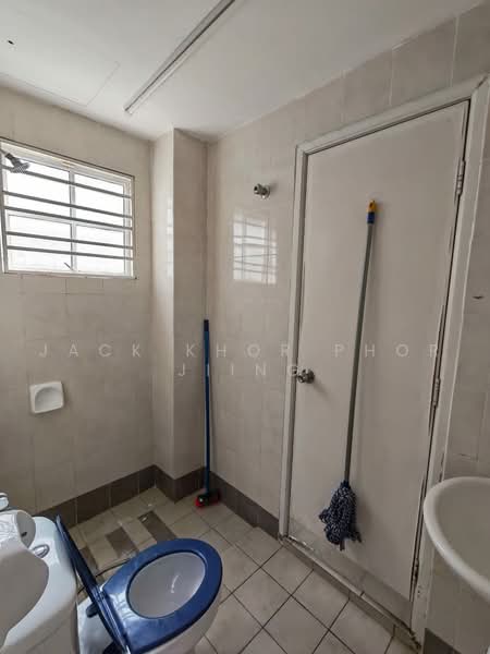 Rumah Teres 2 Tingkat untuk Disewa di Shah Alam (Selangor) - Jack Khor Phor Jiing - Bathroom - PropertyGuru.com.my