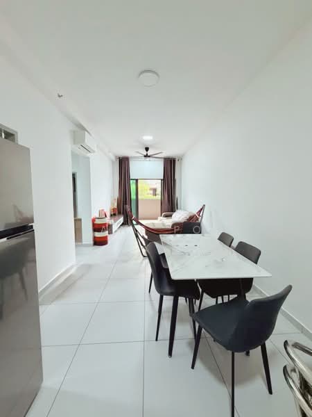 Servis Apartment untuk Disewa di Sinaran @ Utropolis - Jane Poh - Living Room - PropertyGuru.com.my