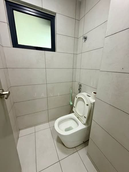 Servis Apartment untuk Disewa di Sinaran @ Utropolis - Jane Poh - Bathroom - PropertyGuru.com.my