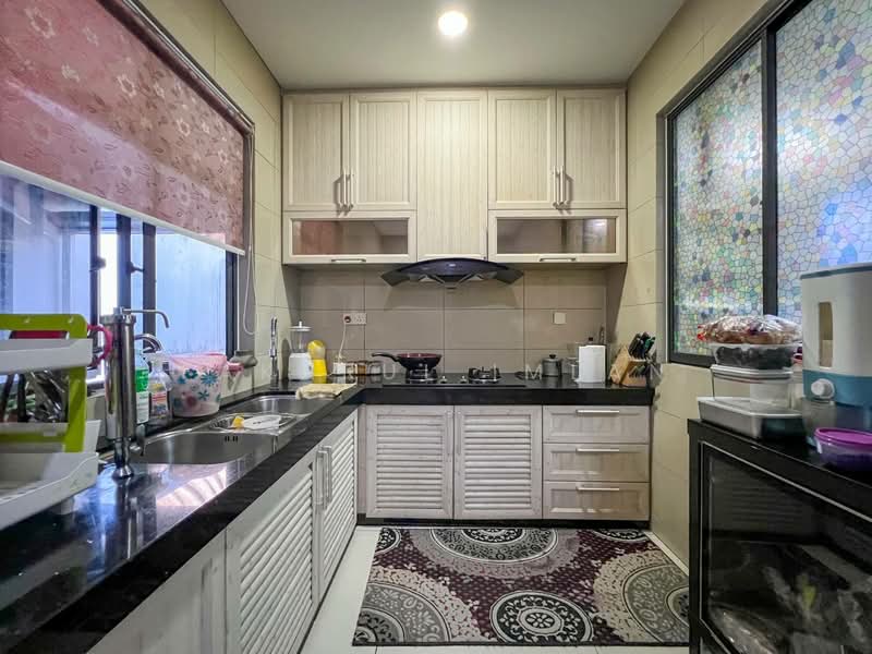 Semi-Detached House for Sale in Taman Villa Perdana (Kajang) - Fakhrul Imlan - Kitchen - PropertyGuru.com.my