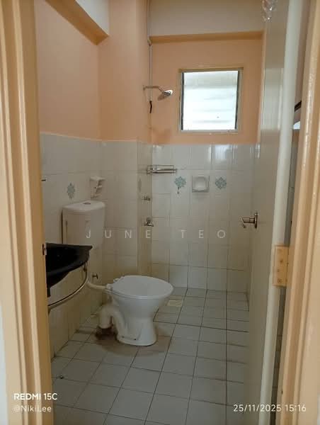 Apartment for Rent at Vista Seri Alam - June Teo - Bathroom - PropertyGuru.com.my
