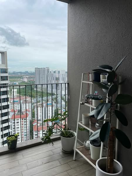 Kondominium untuk Dijual di The Rainz - Adrian Loo - Balcony - PropertyGuru.com.my