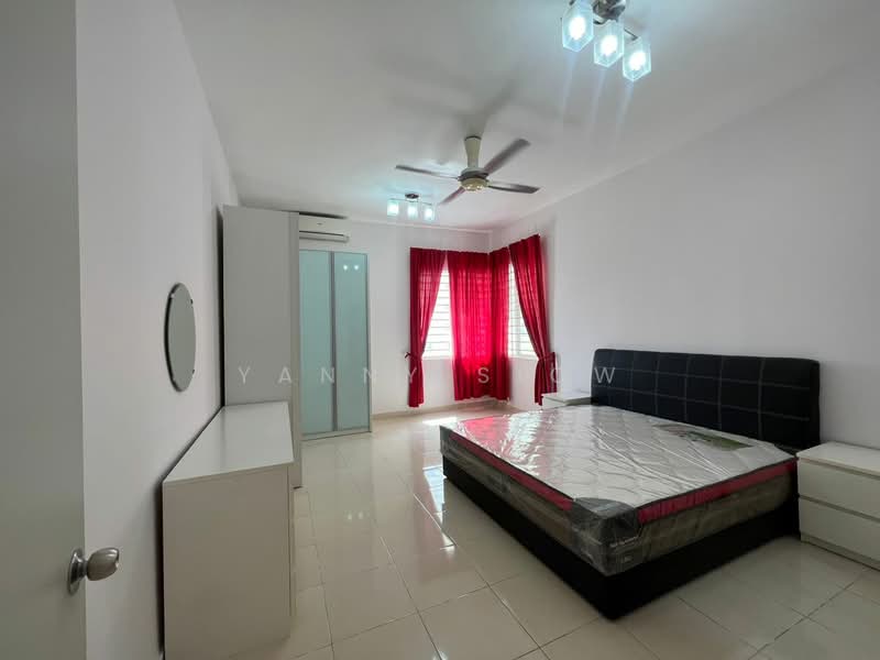 Kondominium untuk Dijual di Platinum Hill PV 8 - Yanny Siow - Bedroom - PropertyGuru.com.my