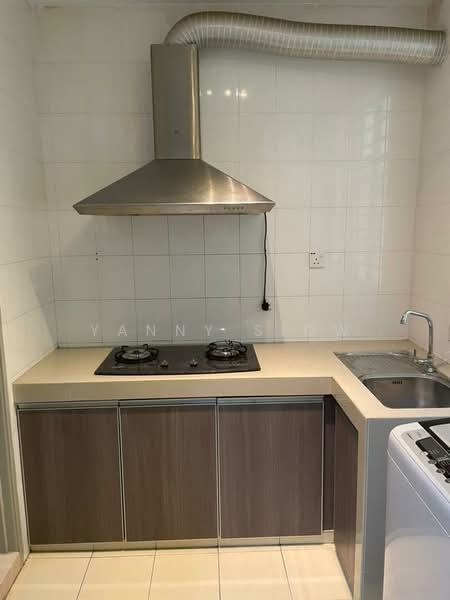 Kondominium untuk Dijual di Platinum Hill PV 8 - Yanny Siow - Kitchen - PropertyGuru.com.my