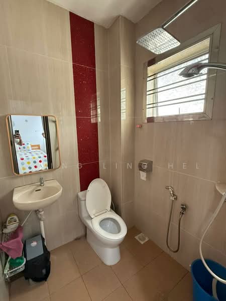 Rumah Teres 2-Tingkat untuk Dijual di Taman Setia Indah (Tebrau) - Ching Ling Hel - Bathroom - PropertyGuru.com.my