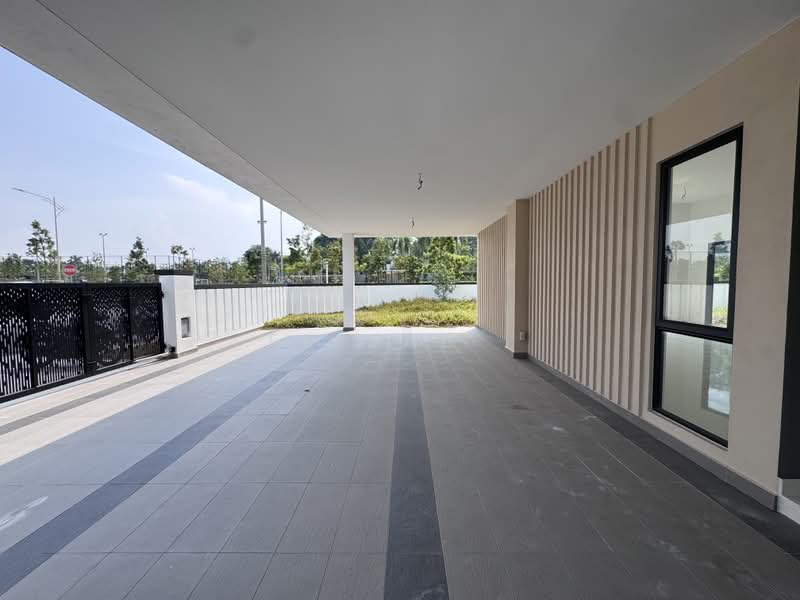 Rumah Berkembar untuk Dijual di Kota Damansara (Selangor) - Feisal . - Exterior - PropertyGuru.com.my