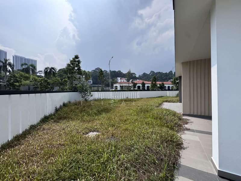 Rumah Berkembar untuk Dijual di Kota Damansara (Selangor) - Feisal . - Exterior - PropertyGuru.com.my