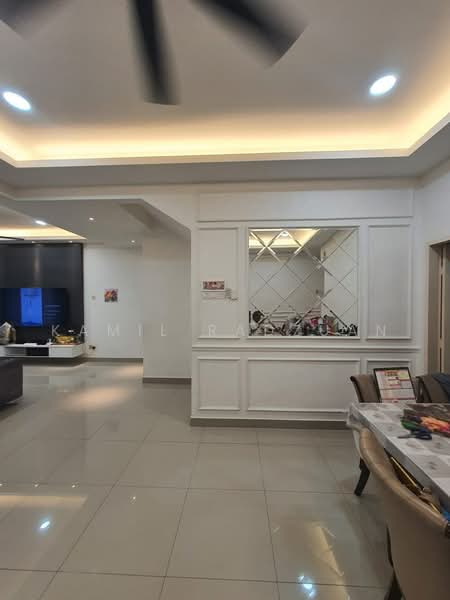 Rumah Bandar untuk Disewa di Bangi (Selangor) - Kamil Radzuan - Living Room - PropertyGuru.com.my