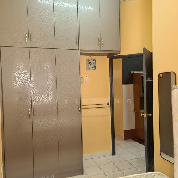 1.5-storey Terraced House for Sale in Taman Molek (Johor Bahru) - Yuki Fong - PropertyGuru.com.my