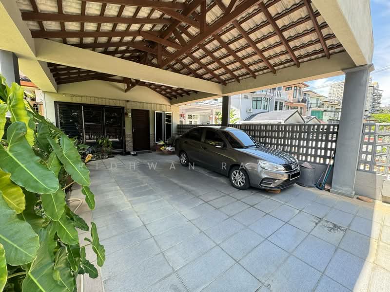 Rumah Teres 3 Tingkat untuk Dijual di Ampang Jaya (Ampang) - Ridhwan Razak - Exterior - PropertyGuru.com.my