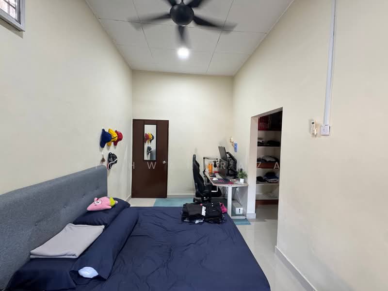 Rumah Teres 3 Tingkat untuk Dijual di Ampang Jaya (Ampang) - Ridhwan Razak - Bedroom - PropertyGuru.com.my
