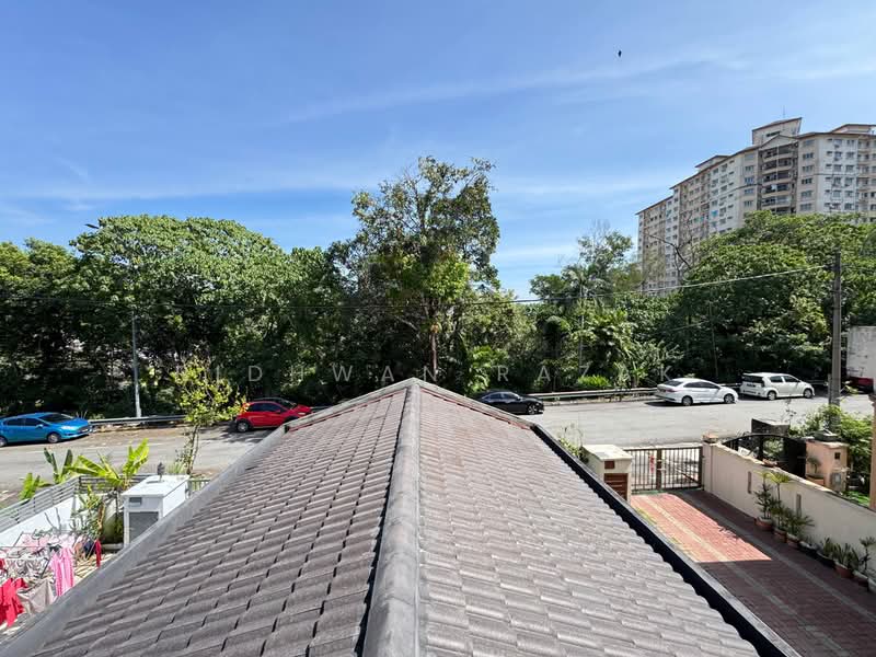 Rumah Teres 3 Tingkat untuk Dijual di Ampang Jaya (Ampang) - Ridhwan Razak - Exterior - PropertyGuru.com.my