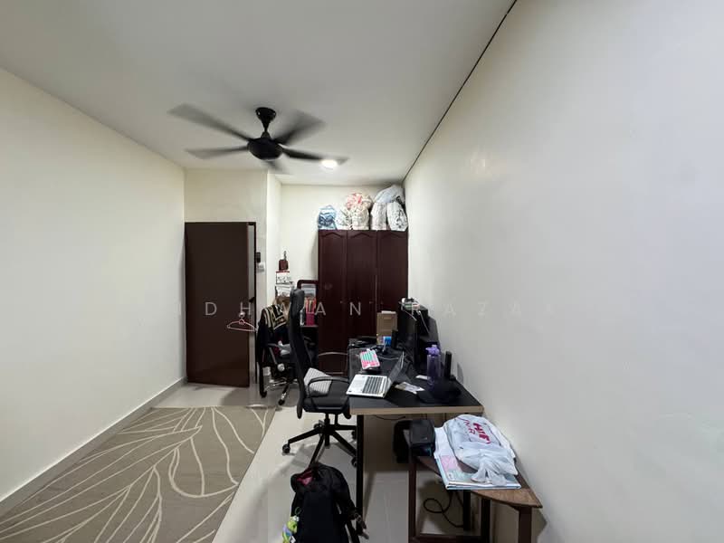 Rumah Teres 3 Tingkat untuk Dijual di Ampang Jaya (Ampang) - Ridhwan Razak - Study - PropertyGuru.com.my