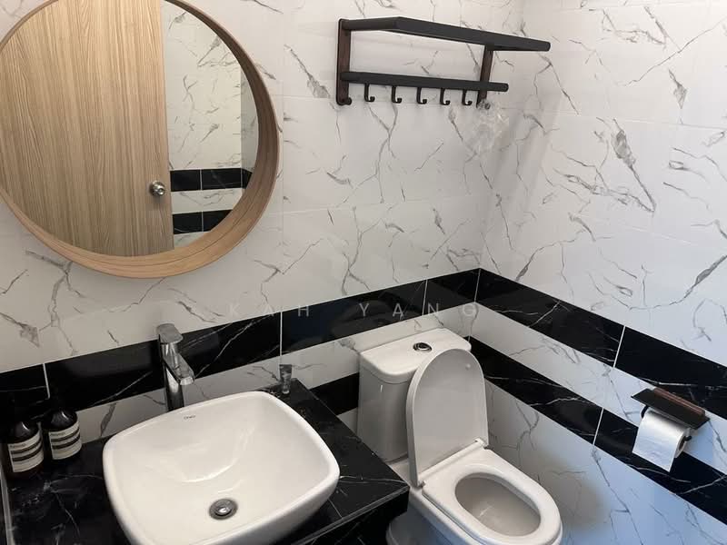 Condominium for Rent at QuayWest Residence - Kah Yang - Bathroom - PropertyGuru.com.my