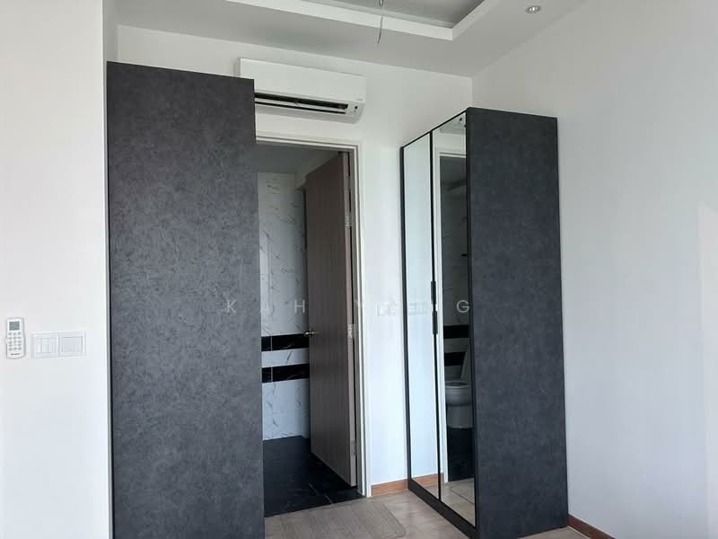 Condominium for Rent at QuayWest Residence - Kah Yang - Bathroom - PropertyGuru.com.my