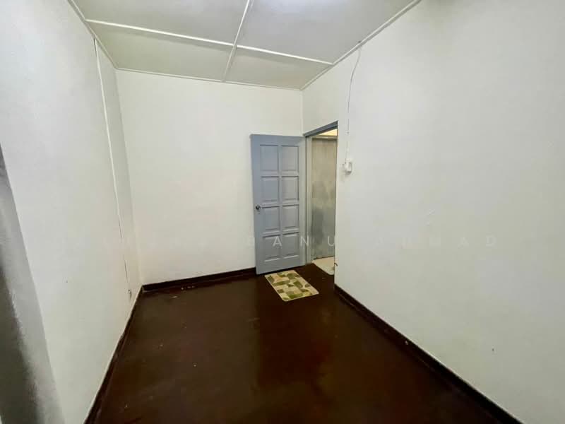 Flat for Sale at Section 28 Shah Alam - Jaleela Banu Ahmad - Interior - PropertyGuru.com.my