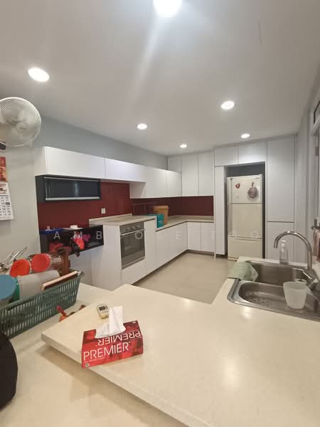 Condominium for Sale at Hijauan Kiara - Ambrose Too - Kitchen - PropertyGuru.com.my