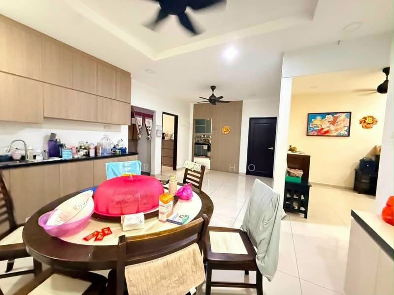 Rumah Teres 2 Tingkat untuk Dijual di Taman Pulai Utama (Skudai) - Erica Ho - Dining Room - PropertyGuru.com.my
