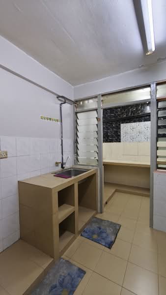 Flat for Rent at Sri Intan - June Teo - PropertyGuru.com.my