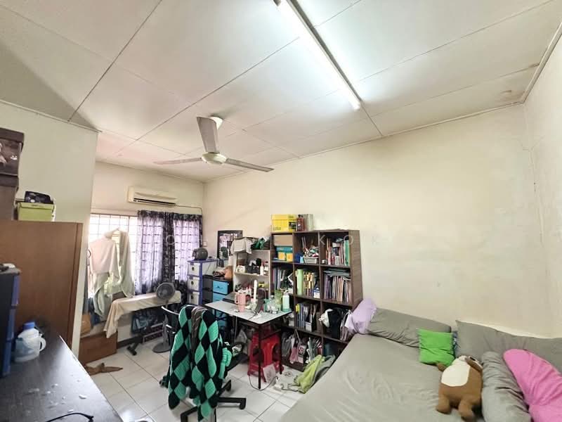 2-storey Terraced House for Sale in Desa Coalfields (Sungai Buloh) - Chloe Kok - PropertyGuru.com.my