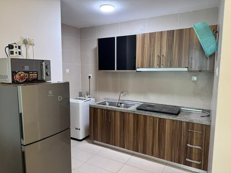 Service Residence for Sale at D'Secret Garden (Pangsapuri Kempas Indah) - Daniel Yong - Kitchen - PropertyGuru.com.my