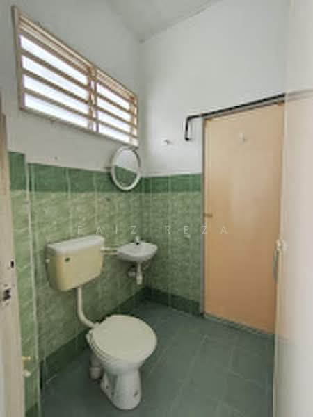 2-storey Terraced House for Sale in Banting (Selangor) - FAIZ REZA - Bathroom - PropertyGuru.com.my