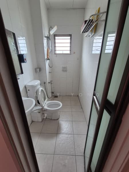 2-storey Terraced House for Rent in Setia Impian (Setia Alam) - Sally Yong - Bathroom - PropertyGuru.com.my