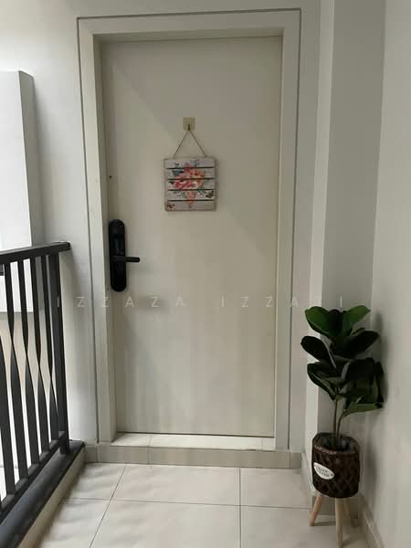 Service Residence for Sale at Radia Residences - Izzaza Izzati - Entrance - PropertyGuru.com.my
