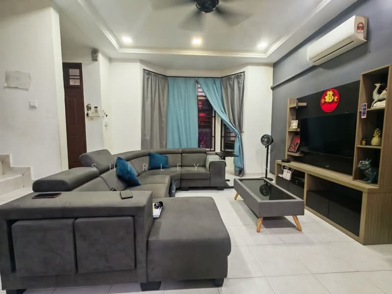 2-storey Terraced House for Sale in Taman Nusa Bestari (Iskandar Puteri (Nusajaya)) - Shirley Pang - Living Room - PropertyGuru.com.my