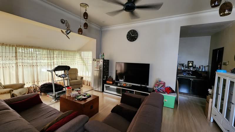 Semi-Detached House for Sale in Kota Kemuning (Shah Alam) - J J - Living Room - PropertyGuru.com.my