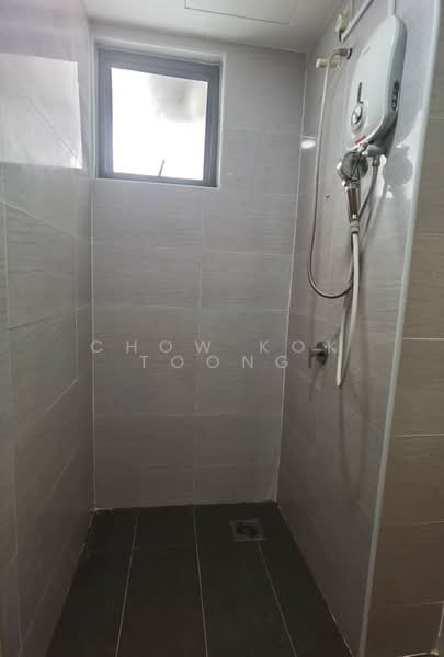 Kediaman Servis untuk Disewa di Vista Alam Serviced Apartment - Chow Kok Toong - Bathroom - PropertyGuru.com.my