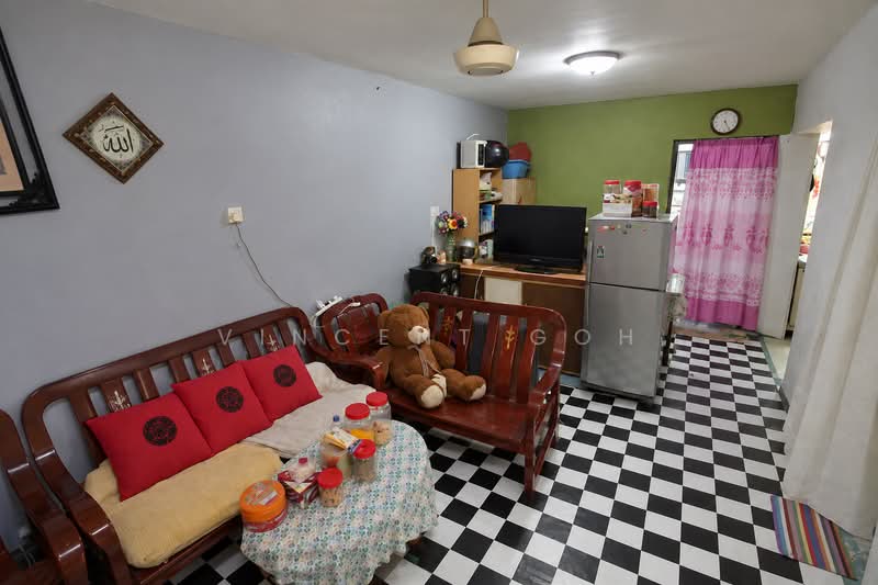 Kondominium untuk Dijual di Pelangi Damansara - Vincent Goh - Living Room - PropertyGuru.com.my