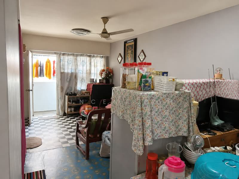 Kondominium untuk Dijual di Pelangi Damansara - Vincent Goh - Living Room - PropertyGuru.com.my