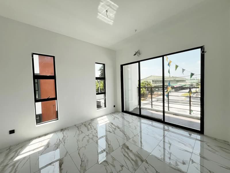 Rumah Berkembar untuk Dijual di Teluk Intan (Perak) - Kevin Chai - Master Bedroom - PropertyGuru.com.my