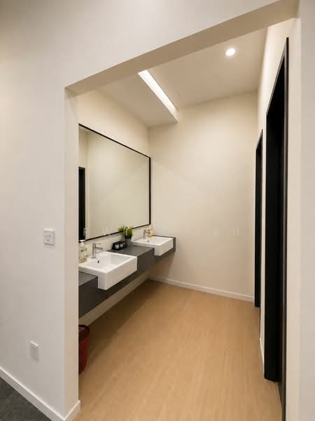 Pejabat untuk Disewa di Cyberjaya (Selangor) - Irwint Teh - Bathroom - PropertyGuru.com.my