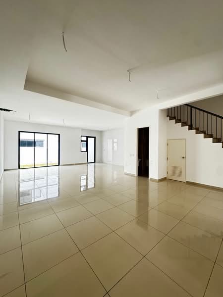 Rumah Teres 2-Tingkat untuk Dijual di Taman Ekoflora (Johor Bahru) - Ziyan Liew - Living Room - PropertyGuru.com.my