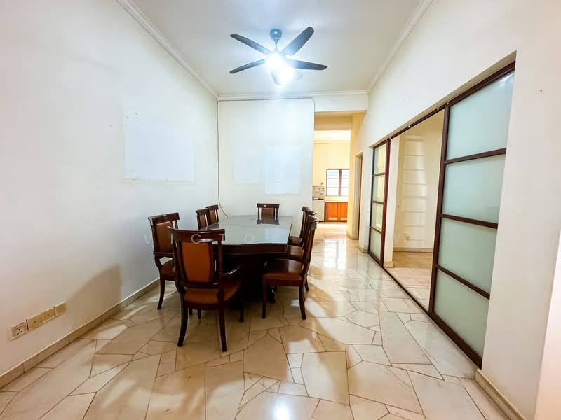 Rumah Teres 2-Tingkat untuk Dijual di Pju 1a (Ara Damansara) - Victor Liew - Dining Room - PropertyGuru.com.my