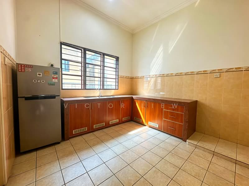 Rumah Teres 2-Tingkat untuk Dijual di Pju 1a (Ara Damansara) - Victor Liew - Kitchen - PropertyGuru.com.my