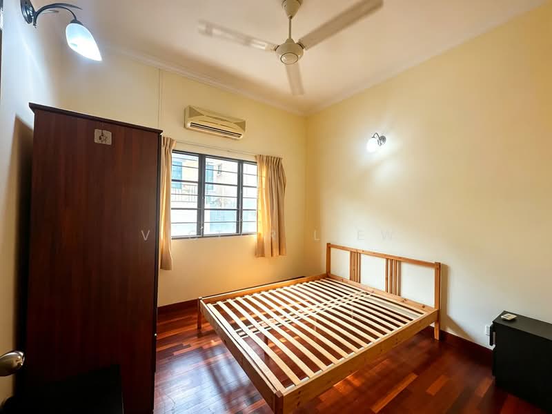 Rumah Teres 2-Tingkat untuk Dijual di Pju 1a (Ara Damansara) - Victor Liew - Bedroom - PropertyGuru.com.my