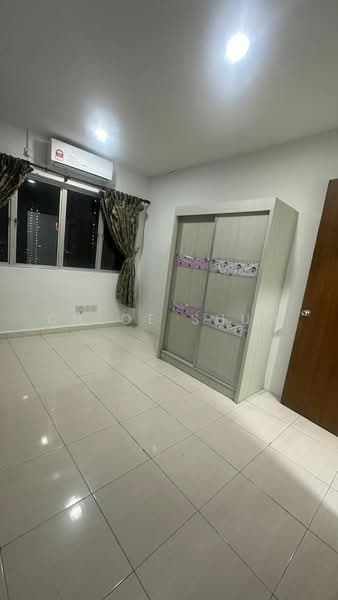 Service Residence for Sale at The Embassy (Bangunan Duta Impian) - Chloe Shum - Bedroom - PropertyGuru.com.my