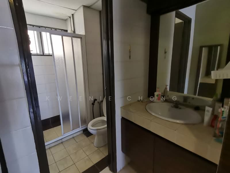 Condominium for Sale at Endah Puri - Kweenie Chong - Bathroom - PropertyGuru.com.my