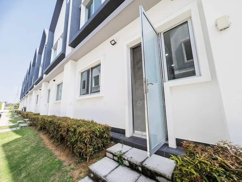 Rumah Teres 2-Tingkat untuk Dijual di Eco Forest (Semenyih) - Andy Wong - Exterior - PropertyGuru.com.my