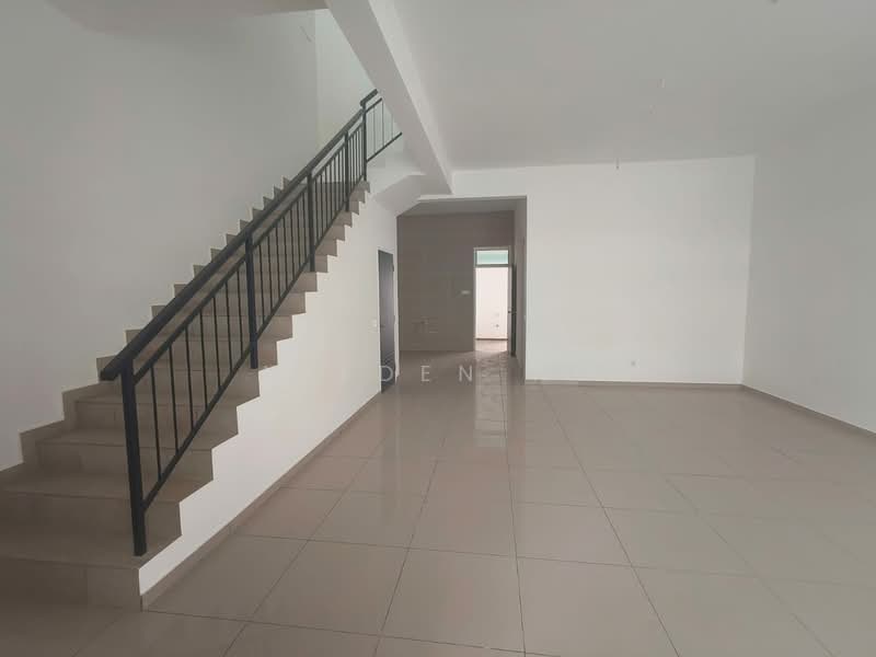 Rumah Teres 2-Tingkat untuk Dijual di Bandar Putra (Kulai) - Jayden Ng - Interior - PropertyGuru.com.my