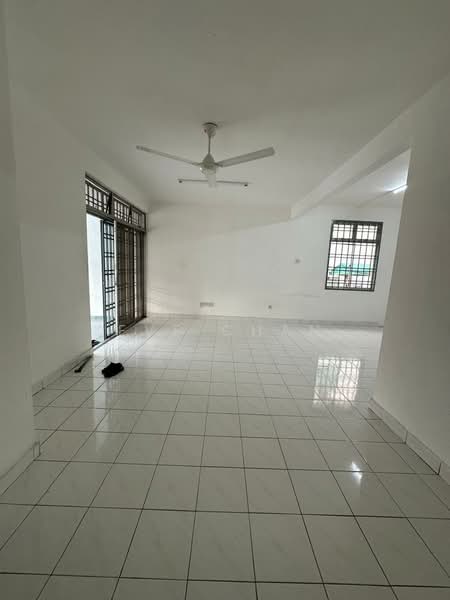 2-storey Terraced House for Rent in Ulu Tiram (Johor) - Eve Chan - Living Room - PropertyGuru.com.my